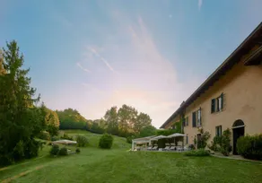 Appartamento con terrazza e giardino | Vista sul giardino - Image 2