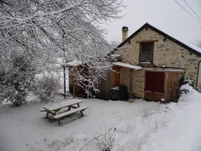 Family-friendly house with barbeque, terrace & garden | Mountain view | Suitable for remote work | Pet-friendly - Image 4