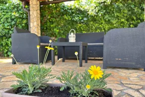 Apartamento con barbacoa, jardín y terraza | Admite perro - Image 2