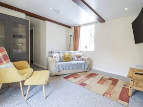 Cottage with BBQ & garden - Image 4