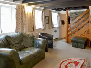 Family-oriented wonderful cottage with garden | Dogs allowed - Image 3