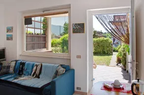 Fully equipped beautiful holiday apartment with terrace & garden | Garden view | Close to the beach | Pet-friendly - Image 4