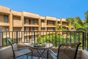 Tropical Oceanfront getaway awaits - Image 3