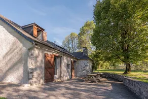 Cottage in a Charming Shepherd’s House, Vast Private Land in the Heart of the Pyrenees - Image 2