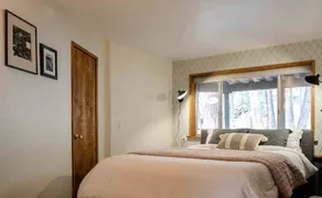 Secluded Dome Rental Surrounded by Stunning Nature near Arnold, California - Image 4