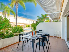 Flat with pool & terrace | Perfect for remote work - Image 2