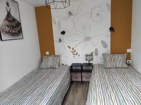Holiday Home "L’escale des Voyageurs" in Saint-Méen-le-Grand – Bike Garage Available - Image 2