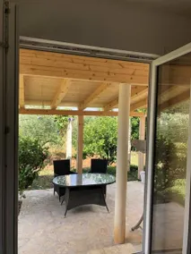 Casa con jardín y piscina - Image 4