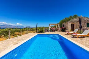 Child-friendly pleasant house - Image 3