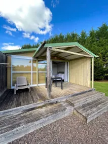 Chalet con griglia, terrazza e piscina | Vista sul giardino - Image 2