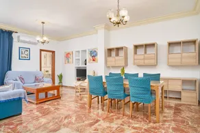 Holiday apartment with garden & terrace - Image 4