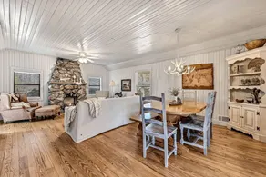 Embrace Nature in this Incredible Cabin in Siloam Springs, Arkansas - Image 3