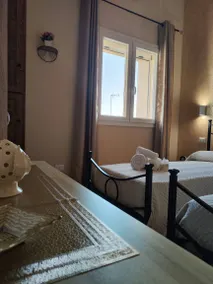 Bed & breakfast with garden | Panoramic view - Image 3