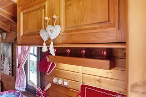 Bohemian Night in the Mountains – Ancolie Caravan Gavarnie - Image 5