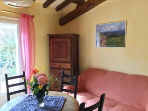 Maison de vacances entièrement équipée avec piscine, terrasse et barbecue | Vue montagne | Parfaite pour le travail à distance - Image 4