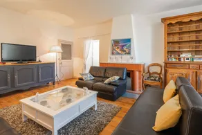 Charming Family House in Charente-Maritime, Near Mortagne-sur-Gironde - Image 2