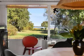 Holiday home with terrace & barbeque - Image 2