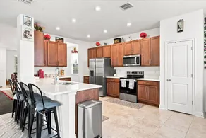 Near Madeira Beach - Sleeps 10 Games Fire Pit - Image 4