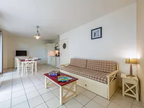 Flat with sauna, pool & terrace - Image 2