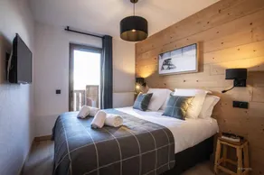 Wifi, 10m from ski slopes, swimming pool, sauna, hammam, balcony, parking, ski locker, 76-101m² - Image 3