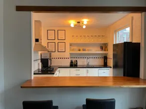 Merveilleux appartement entièrement équipé avec jacuzzi | Vue ville - Image 4