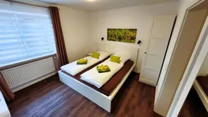 Holiday apartment with garden, sauna & BBQ - Image 5