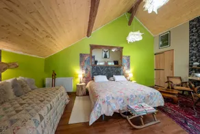 Lovely bed & breakfast with terrace & garden | Garden view - Image 3