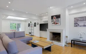 Villa with terrace, pool & BBQ - Image 5