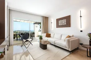 Apartment with terrace La Quinta Golf - Image 3