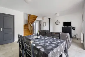 Gîte des Lacs – Le Noisetier: Shared pool, sauna & jacuzzi, private terrace, Wi-Fi - Image 5