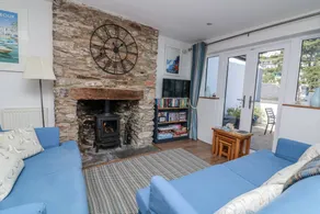 Cottage with garden - Image 4