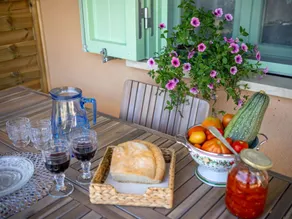 Child-friendly pleasant holiday home with garden & BBQ | Nature view - Image 2