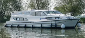 Children-friendly boat with terrace | Pet-friendly - Image 2