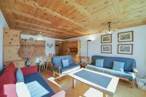 Apartment with terrace - Image 3