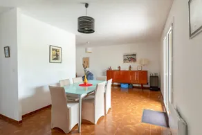 Charmante maison avec barbecue, jardin et terrasse | Vue jardin - Image 4