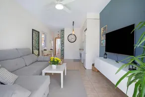 Family-oriented lovely flat with terrace, garden & barbecue | City view | Close to the beach | Suitable for remote work - Image 2
