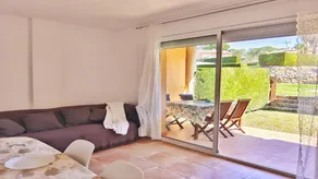 Agréable villa conviviale et familiale avec terrasse, jardin et piscine - Image 2