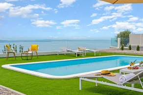 Villa con piscina privada, jardín y barbacoa | Vistas al mar - Image 2