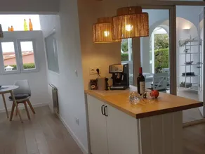 Fully equipped lovely holiday apartment with pool, garden & BBQ - Image 4