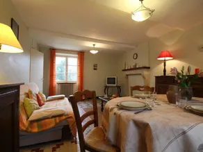 Wonderful cottage with BBQ & garden - Image 5