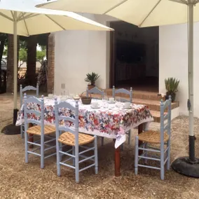 Villa mit Pool, Garten und Terrasse | Poolblick | Perfekt für die Arbeit von Zuhause | Haustiere sind willkommen - Image 2