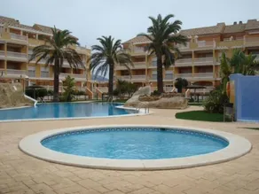 Wunderschönes Apartment mit Terrasse, Garten und Pool | Nah am Strand - Image 3