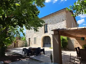 Espectacular casa vacacional con 5 dormitorios para 8 personas - Image 2