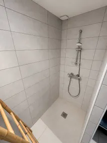 Private room | River view - Image 4