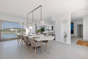 Villa with sauna, garden & private pool | Mountain view | Suitable for remote work - Image 5