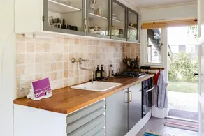 Romantic island cottage in cosy style near beach - Image 5