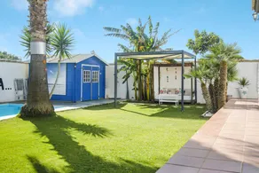 Maison entièrement équipée avec barbecue, piscine privée et jardin - Image 4