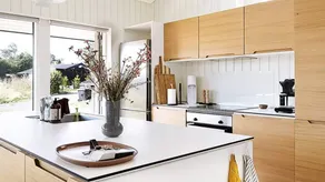 Holiday home with terrace - Image 5