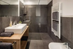 Atractivo apartamento apta para familias con jardín, sauna y terraza | Vistas al jardín | Ideal para teletrabajar | Se admiten mascotas - Image 4