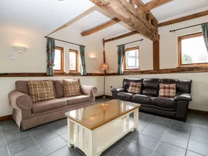 Cottage with garden - Image 5